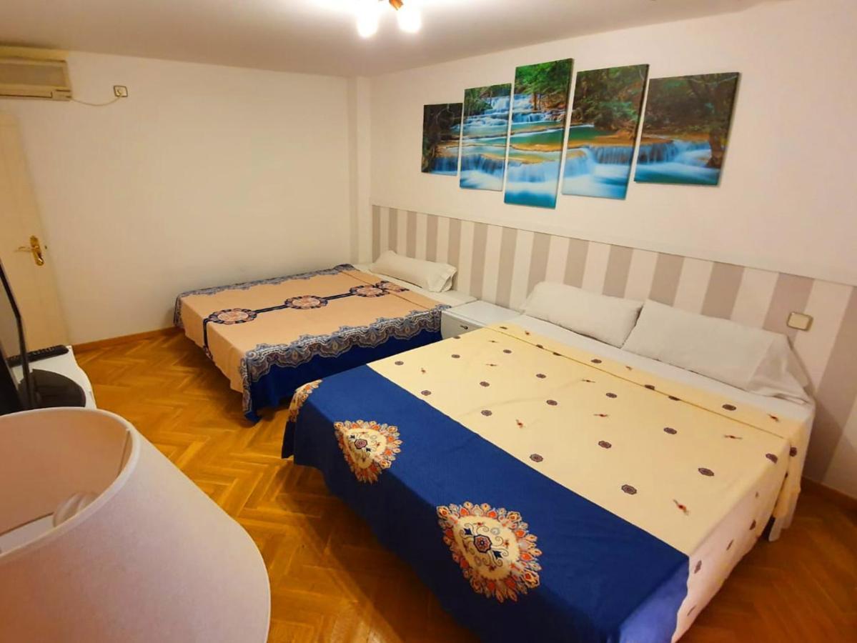 Puerta Del Sol Carretas Apartaments & Rooms Madrid Buitenkant foto