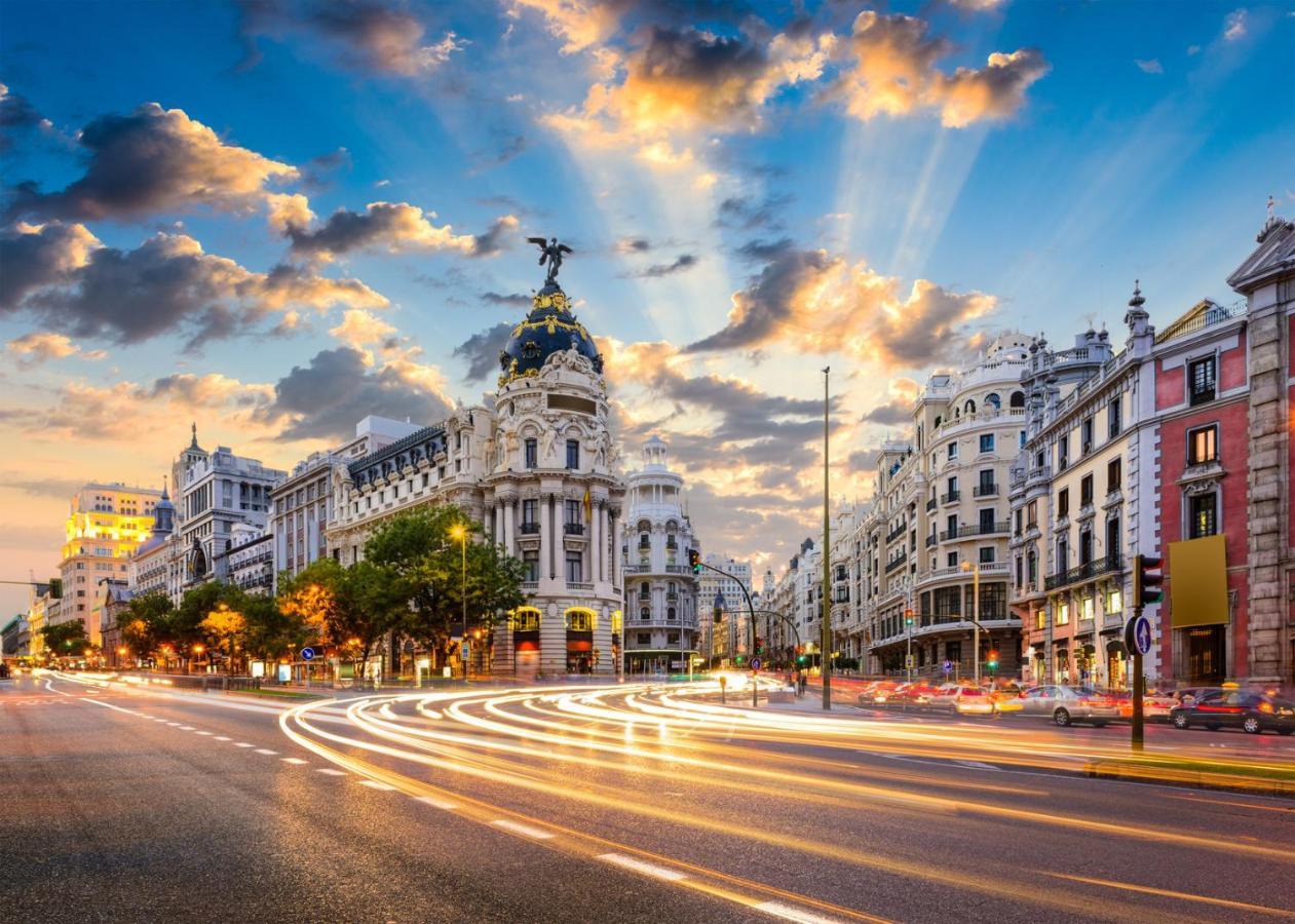 Puerta Del Sol Carretas Apartaments & Rooms Madrid Buitenkant foto