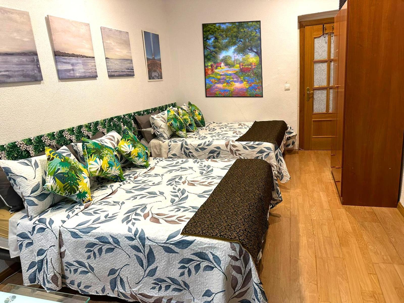 Puerta Del Sol Carretas Apartaments & Rooms Madrid Buitenkant foto